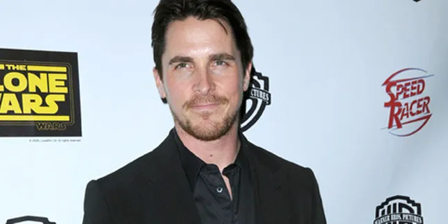 Kunjungi Cina, Christian Bale Diusir