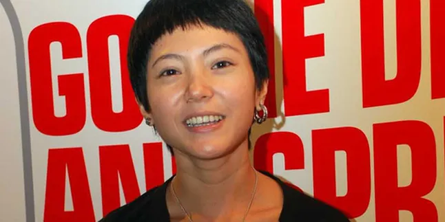 Poppy Sovia Tolak Bantu Pengemis Jalanan