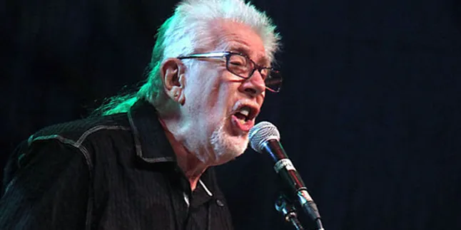 John Mayall, Si Tua Yang Tetap Menggigit