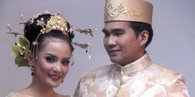 Intan Nuraini - Doni Azwan Ingin Keliling Indonesia