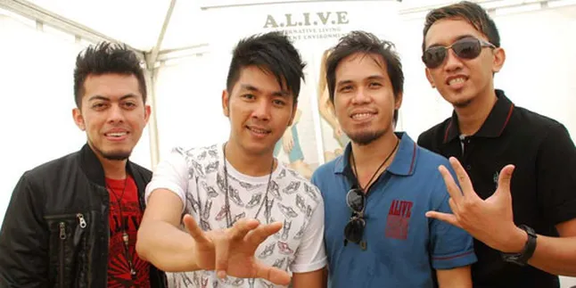 Tahun Baru, Drive Tolak Manggung di Luar Jawa