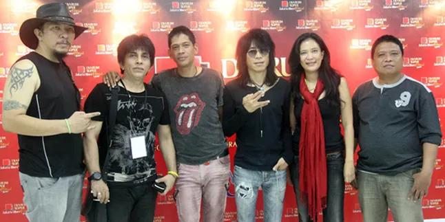 Abdee - Oppie, Blues Kebebasan Serta Luapan Isi Hati