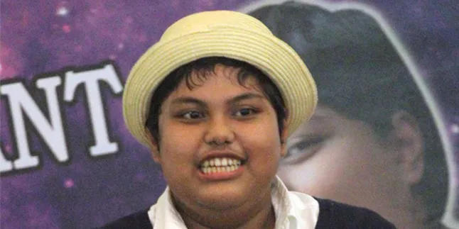 Naomi 'Indigo' Angelia: 2012 Takkan Kiamat