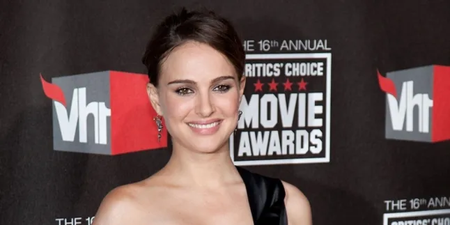 Geser Depp, Natalie Portman Jadi Yang Terpopuler