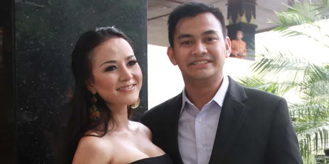 Lihat Orang Nikah, Cynthiara Alona Kebelet Nikah