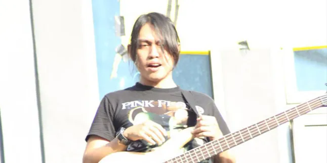 Rindra Padi Ikut-Ikutan Selingkuh?