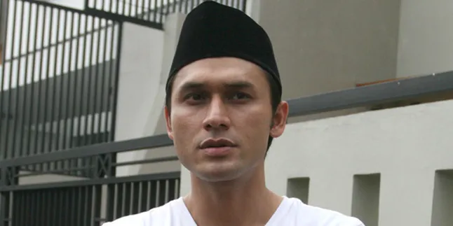 Indra Bruggman Tak Tahu Ayah Mengidap Kanker