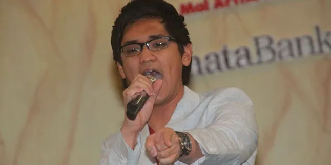 Tahun Baru, Afgan Pilih Universal Studio