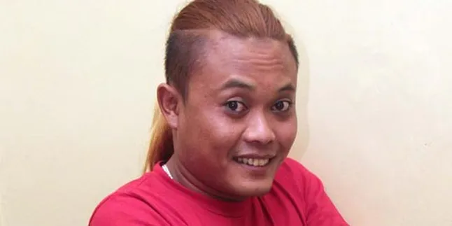 Sule Lebih Percaya Dukun Beranak Sule Lebih Percaya Dukun Beranak