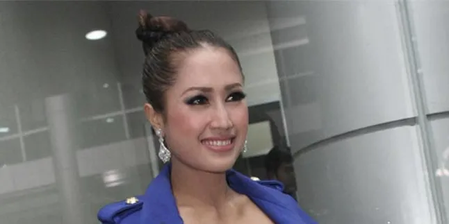 Melinda Nikah Siri Dengan Bupati Cirebon