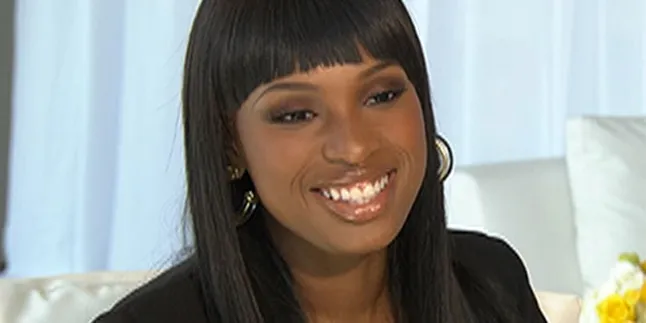 Hidup Jennifer Hudson Disetir Suara Orang Mati?