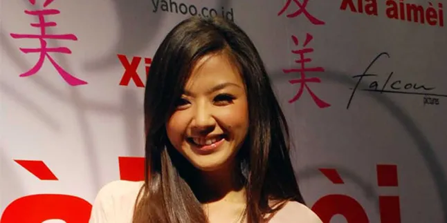 Franda Tanggapi Pose Seksinya