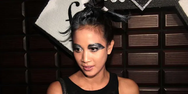 Hamil, Fanny Fabriana Terinspirasi Wulan Guritno