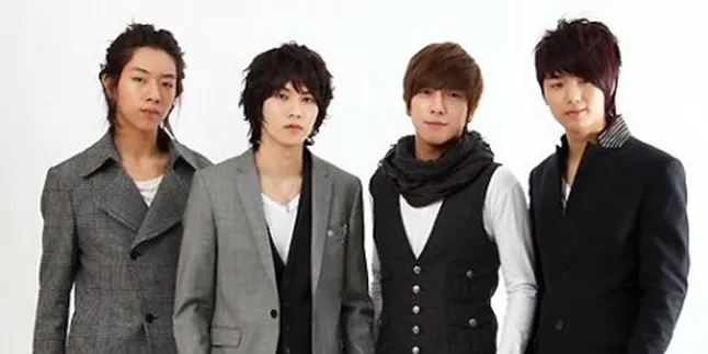 Alamat Kantor Promotor CN Blue Fiktif Alamat Kantor Promotor CN Blue Fiktif