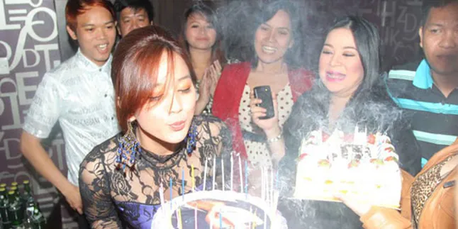 Ultah, Juwita Dikerjai Annisa dan Jelita Bahar