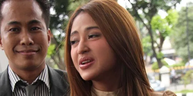 Pengacara Dewi Perssik: Jawab Dengan Jujur!