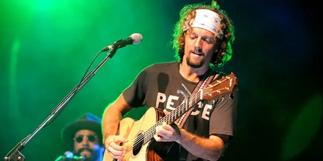 Jason Mraz Rebut Tahtanya Lagi Lewat Single Baru