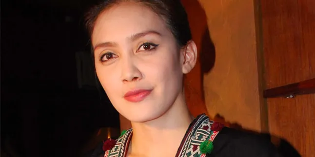 Cerita di Balik Nama Putra Rieke Dyah