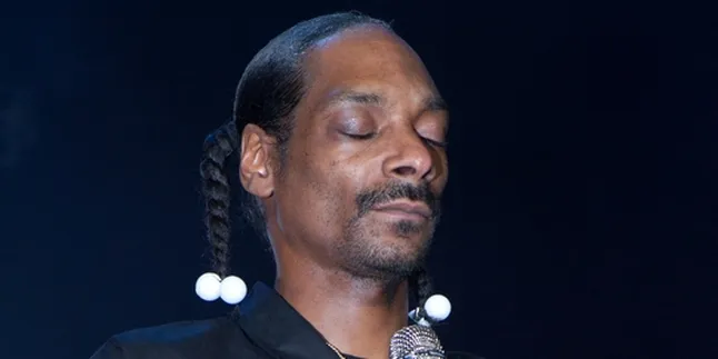 Snoop Dogg Tekuni Bisnis Cerutu
