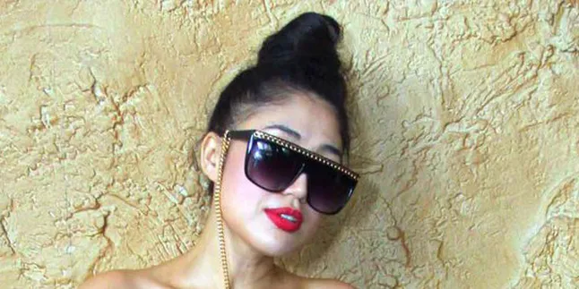 Vakum Lama, Sania Urusi Pre School