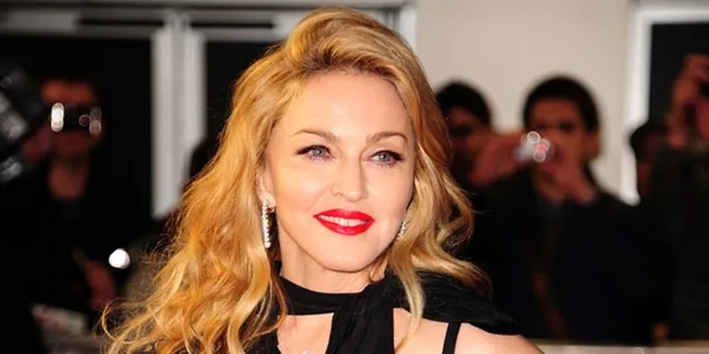 Madonna Mengincar Keluarga Istana Lagi