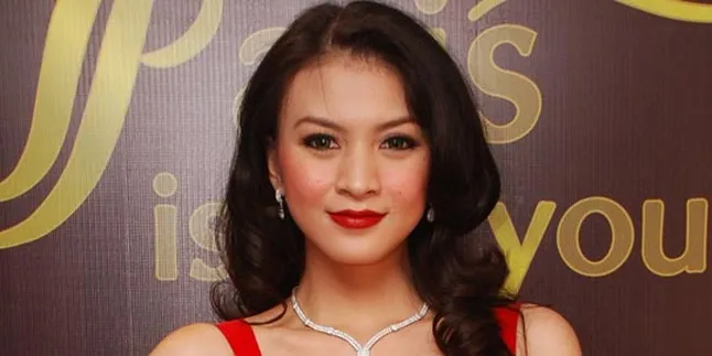 Tertabrak, Donita Jadi Orang Lumpuh