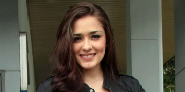 Jadi Penyanyi, Yasmine Wildblood Tak Pernah Latihan Vokal?