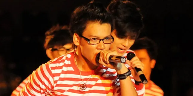 SMASH Besar Berkat Cibiran SMASH Besar Berkat Cibiran