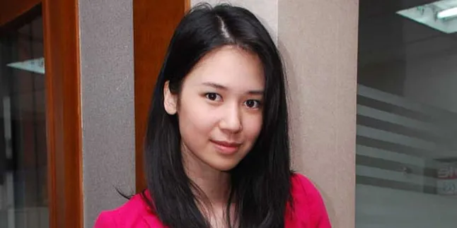 Laura Basuki Beda di Twitter dan Dunia Nyata