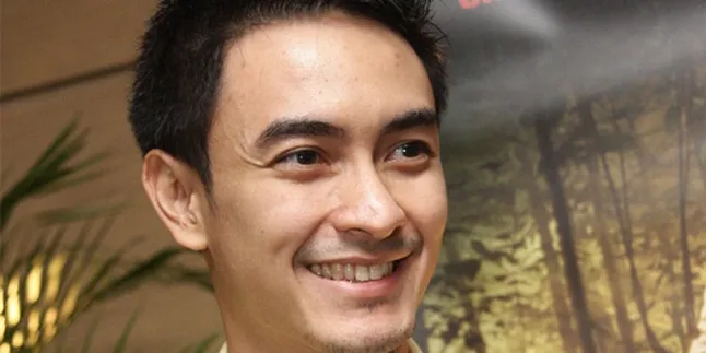 Zumi Zola Dilaporkan Selingkuhi Istri Orang