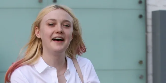 Dakota Fanning Jadi Cewek Baik-Baik