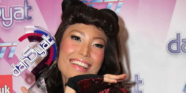 Ayu Dewi: Terima Kasih Pria Yang Meminangku, RD