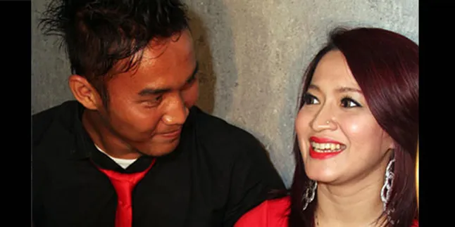 Gunawan Sayangi Okie Agustina 'Satu Paket'