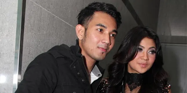 Indah Dewi Pertiwi - Fadly Masih Penjajakan