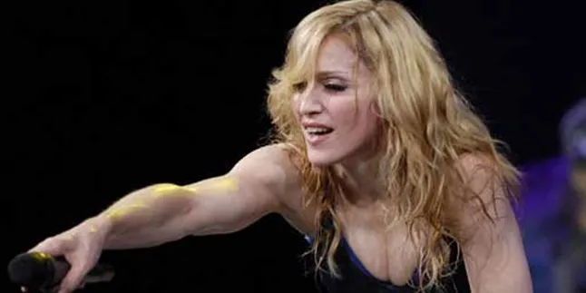 Madonna Kerjakan Album Baru Dengan Keajaiban