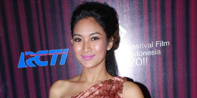 Happy Salma Produseri DESCRIPTION WITHOUT PLACES