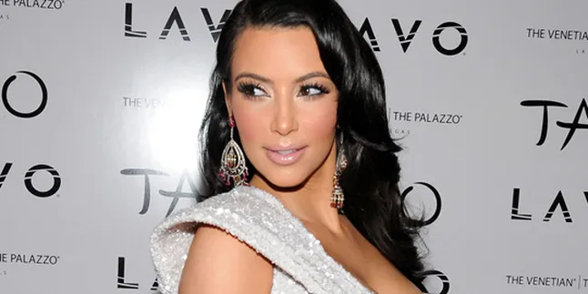 Snoop Dogg Serang Kim Kardashian