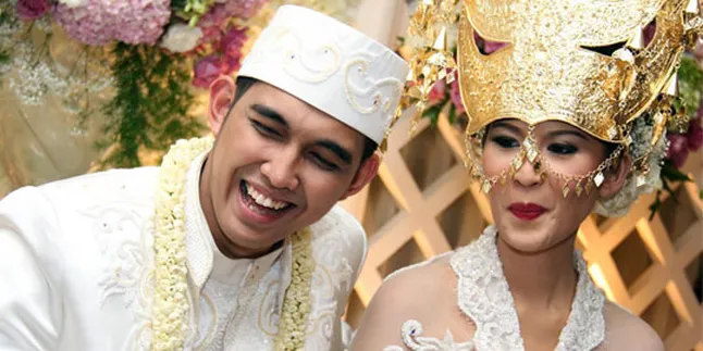 Naga Lyla Tak Batasi Istri Berkarya