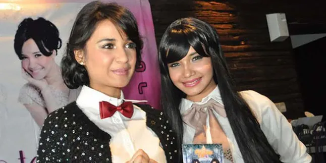 Pakai Rok Mini, Zaskia Sungkar Dikomplain Suami