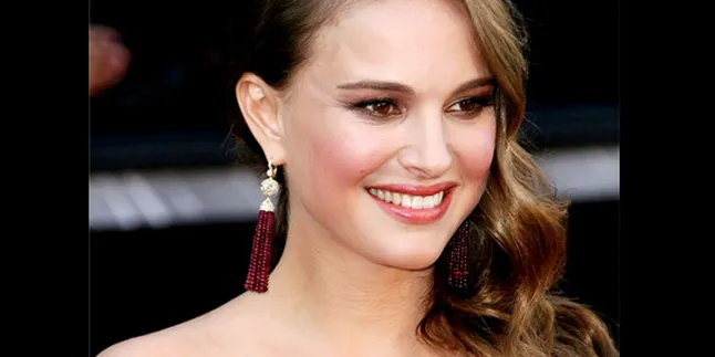 Natalie Portman Produseri Film Penuh Skandal