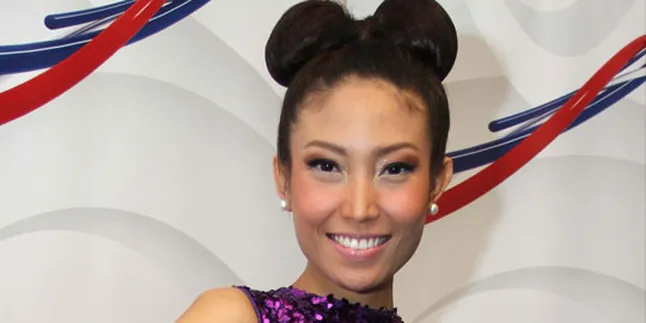 Ayu Dewi Menikah Februari?