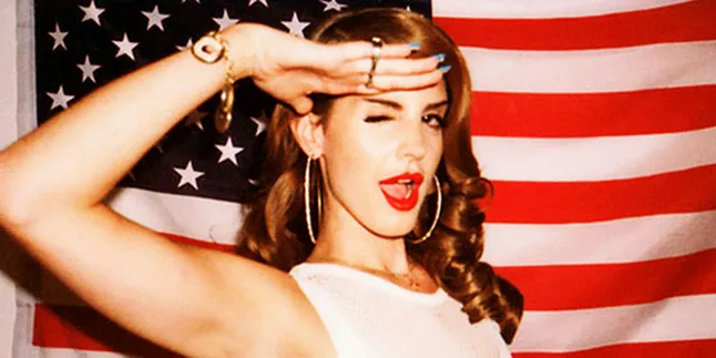 Lana Del Rey: Britney Spears Adalah Inspirasiku!