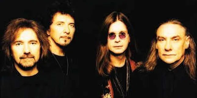 Black Sabbath Putuskan Tur Tanpa Drumer