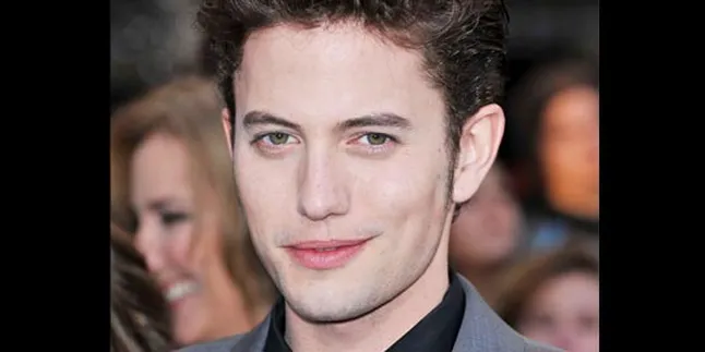 Bintang Twilight, Jackson Rathbone Bakal Jadi Ayah