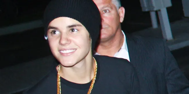 Justin Bieber Dicegat Paparazzi Gila