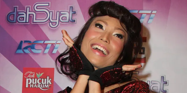 Siap Menikah, Ayu Dewi Padukan Adat Jawa - Gorontalo