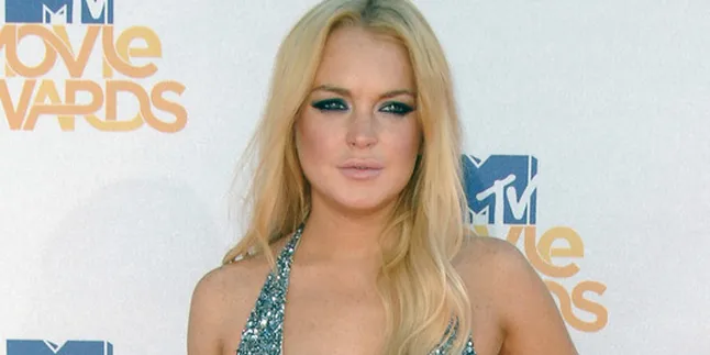 Foto Seksi Lindsay Lohan Beredar Lagi