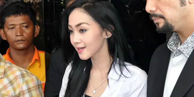 Ade Fitrie Sempat Tak Percaya Hubungan Penny - Zumi