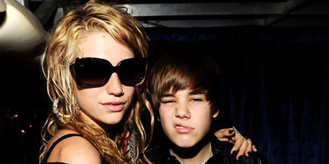 Justin Bieber Rekam Lagu Bersama Kesha