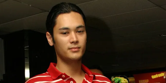 Korban Pelemparan Gelas Panji Trihatmodjo Diperiksa